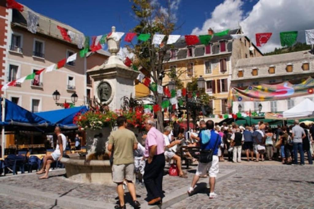 Ferienwohnung Petit Cocon Plein Sud Vue Montagnes Lesclesdenicole Barcelonnette Exterior foto